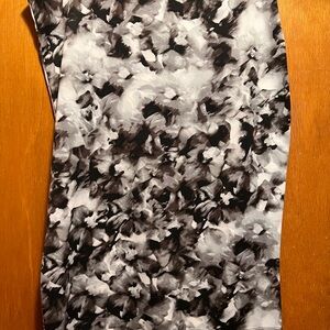 Apt. 9 Black and Cream Patterned Skirt